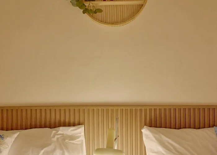 Cozy Erin Stay, Dmc 招待所 4*